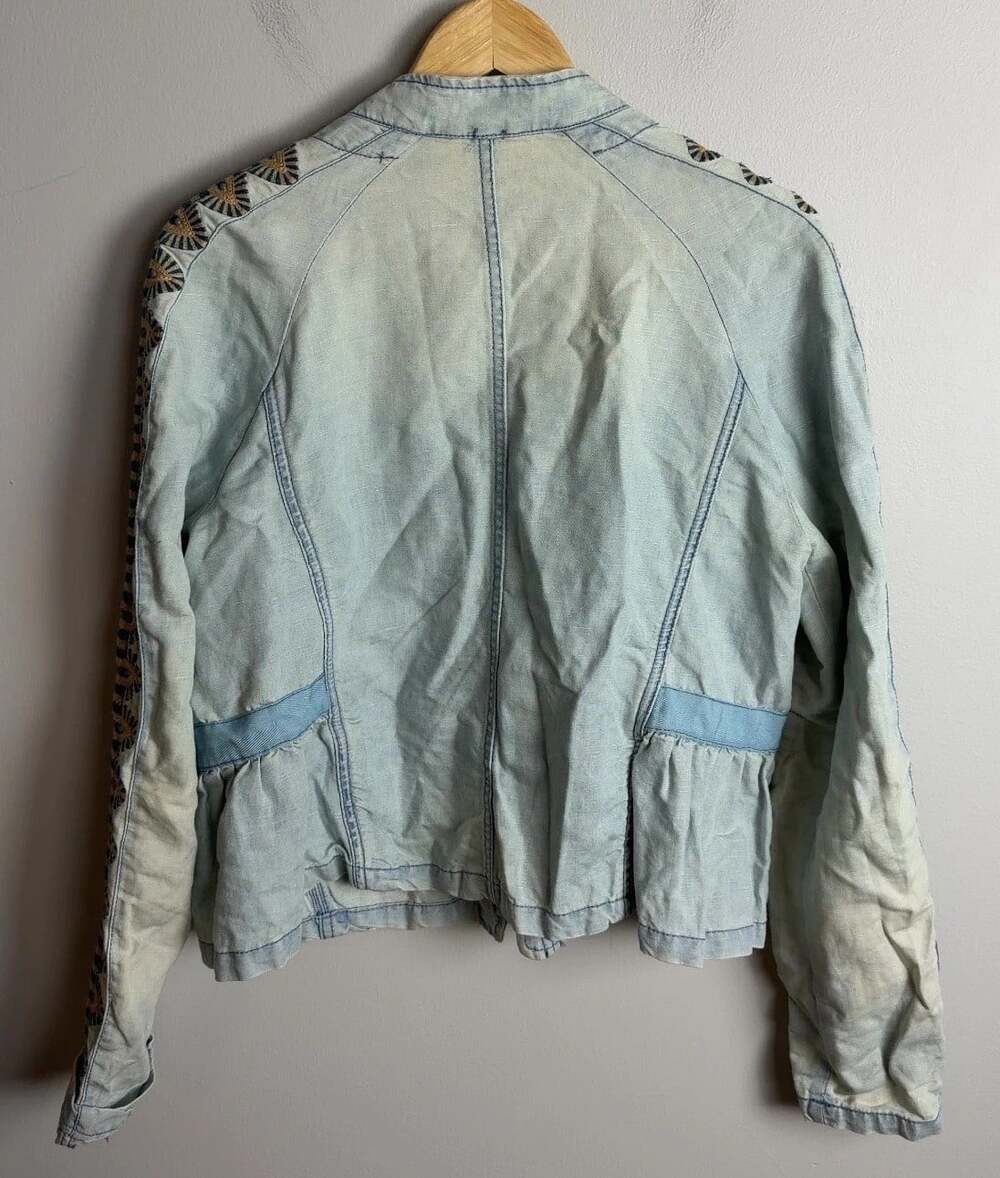 Free People Jean Jacket Light Wash Embroidered Linen Blend Boho Size Small Wm’s - Picture 2 of 7